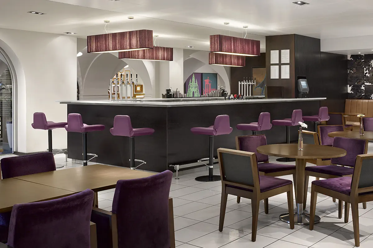 Radisson Blu Hotel, Edinburgh City Centre-Radisson Blu Hotel, Edinburgh City Centre - Image 5